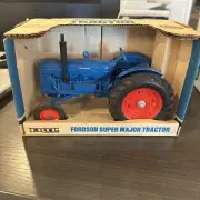 ERTL, FORDSON SUPER MAJOR TRACTOR 1/16 SCALE, DIECAST