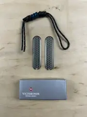 Custom 58mm Honeycomb Titanium Scales + Classic Swiss Army Knife Kit