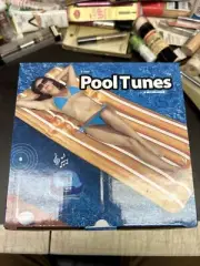 SwimLine POOLTUNES Floating In Pool Sound Speaker Ipod Compatible With LED Light