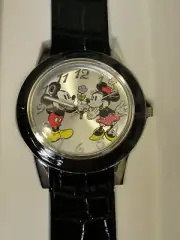 Mickey Mouse Giving Minnie A Flower Watch w/ Interchangeable Faces/Bands-MCK1049