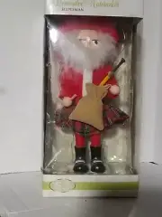 Classic Treasures Decorative Nutcracker-Scotsman-New, sealed in box-9" figure