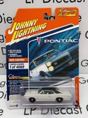 JOHNNY LIGHTNING 1966 Pontiac GTO Cameo Ivory White 1:64 Diecast