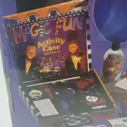 Magic Fun Activity Case w/ Book of Tricks Imagine Learn Play Dice Wand Magician