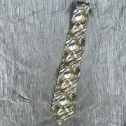 NWT Jimmy V Jim Valvano design The V Foundation 100% silk men's neck tie USA