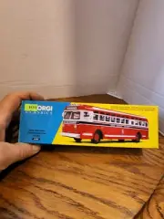 Corgi Classics #54009 New England Transportation Bus GM 4507 Limited Edition