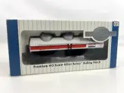 Bachmann Silver Series HO EXXON HO 3-Dome Tank Car #17138