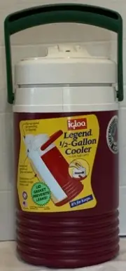 IGLOO 1/2 Gallon Water Jug Cooler Thermos w/ Handle And Flip Spout Purple