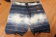 New Men's O'Neill Board Shorts Light Blue Corban Size 32 - NWT
