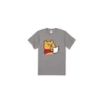 (現貨)日本迪士尼Ｘ卡娜赫拉 聯名小熊維尼T恤 迷因T恤