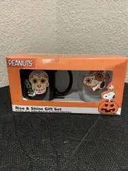 Peanuts Snoopy Halloween Or Day of the Dead Rise & Shine Gift Set
