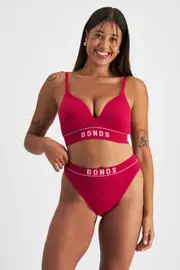 [Bonds] Bonds Women's Retro Rib Wirefree Lift Bra in Wine Berry Size: 12 12 Wine Berry
