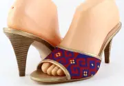 $120 PLENTY TRACY REESE ZULA Red Multi Designer Slides Sandals 7 EUR 37.5