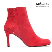 在飛比找momo購物網優惠-【MISWEAR】女-靴子-麂皮鉚釘細跟踝靴-紅