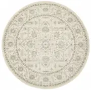 Evoke Star Round Rug In White