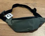 NWT Waist Fanny Pack Belt Bag Pouch Travel Men Women One Size Army Green Nylon