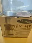 Omega VRT350 HD Vertical Low Speed Masticating Juicer New In Box. White