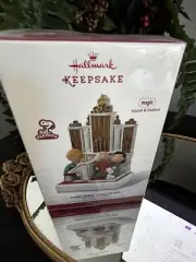 2014 Hallmark "Hark! Music Fills Air" Peanuts Sound & Motion Ornament New Sealed