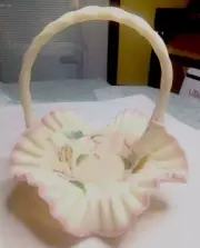 FENTON ART GLASS LARGE BURMESE BASKET #1753 SIGNED BY THOMAS K FENTON 2006 New