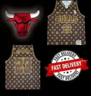 CHICAGO BULLS BROWN AND GOLD MICHAEL JORDAN 23 JERSEY SIZE MEDIUM