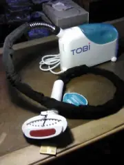 'TOBI' HI QUALITY INTERNALLY KNOW GARMENT STEAMER WITH PET HAIR ASSEMBLY ATTACHE