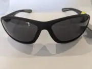 New! Foster Grant Black Backstop Polarized Sunglasses 100% UVA/UVB