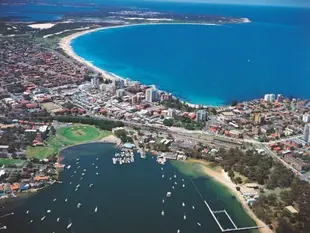 曼利海邊度假公寓飯店Manly Seaside Holiday Apartments