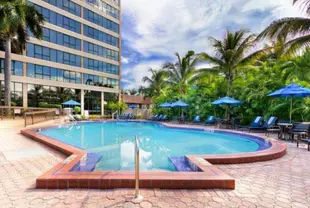 假日飯店 - 邁阿密西海厄利亞加登斯