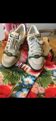 Size 9 - Gucci Screener Distressed Green Orange W