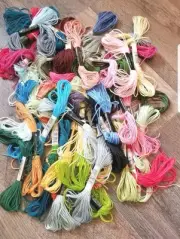 Lot 50 Mixed Colors Cotton Sewing Thread Embroidery Sewing Skeins (6 strands)