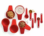 TUPPERWARE MEASURING MATES SET 6 CUPS 6 SPOONS 12pc Red NEW