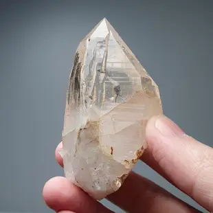 【永恆之光礦石】冰河水晶 電路板水晶 尼泊爾 喜馬拉雅山脈水晶 Himalayan Quartz (喜馬冰晶104號)