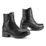 Misty Black