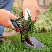 15" Tracey Trowel with Patented Soil-Saving Grate