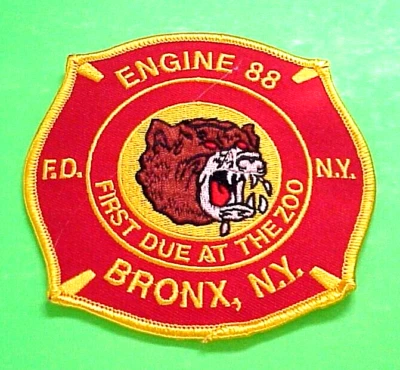 NEW YORK FDNY BRONX ENGINE 88 " FIRST DUE AT THE ZOO " 4" FIRE DEPT PATCH