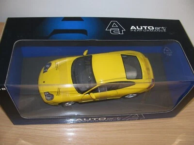 1:18 Autoart PORSCHE 911 COUPE FACELIFT Rare, new non-displayed