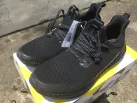 在飛比找Yahoo!奇摩拍賣優惠-Adidas Consortium Ultraboost U