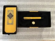 RARE 1995 PARKER DUOFOLD MANDARIN YELLOW FOUNTAIN PEN 18K Gold Nib Medium