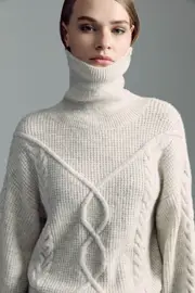 maya cable knit in ivory