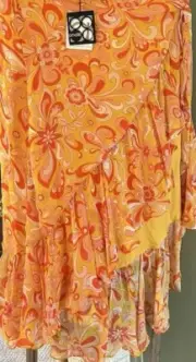 Long W Movement Yellow Orange Runs Large Stretch Skirt size XS Vacation