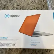 Speck SmartShell For MacBook Pro 15 inch with Retina Display - Wild Salmon Pink