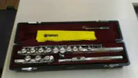在飛比找Yahoo!奇摩拍賣優惠-律揚樂器~二手中古長笛（日本製）山葉長笛YAMAHA 211