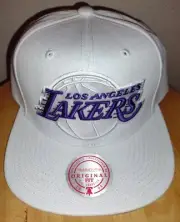 White LA Snapback Mitchell & Ness Los Angeles Lakers LeBron James Kobe Bryant US