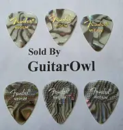FENDER MEDIUM GUITAR PICKS ABALONE MOTO AND NEW 351 Dotted celluloid