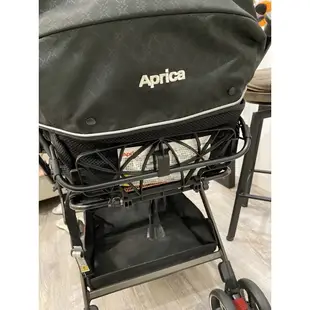 Aprica 愛普力卡 Premium (四輪自動定位雙向推車)價可議