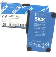 A● SICK WTB27-3P2411 Photoelectric Proximity Sensor,PNP,New