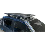 Yakima Platform L 1380x1390mm & SkyLine Leg Kit for Mitsubishi SkyLine Leg12-21