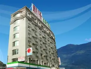 台東朝陽假期飯店Sunrise Hotel