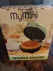 Nostalgia My Mini Personal Electric Waffle Maker 5" Green Kitchen Appliances