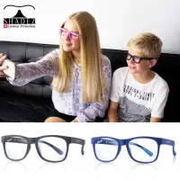 在飛比找momo購物網優惠-【SHADEZ】兒童抗藍光眼鏡 3-16歲 6色可選(瑞士品