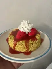 Faux Strawberry Shortcake/fake Bake/food Art/fake Food Display/food Decor